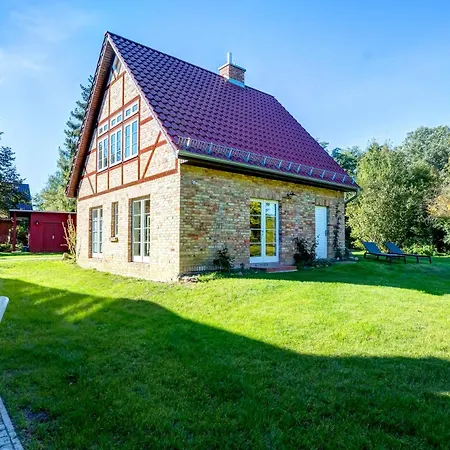 Gartenhaus Am Schwanenteich * Lassan